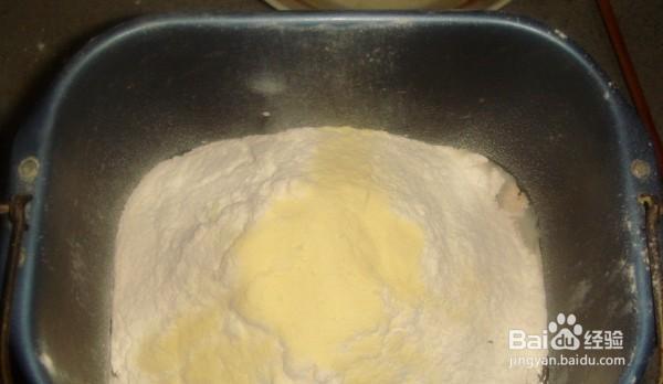 简单做美味的牛奶蜂蜜吐司