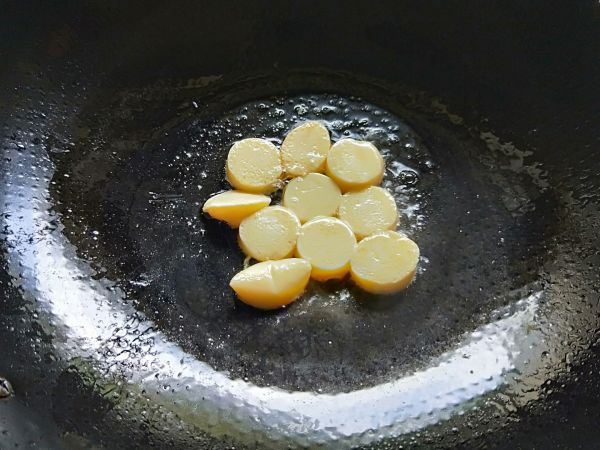 番茄金针菇豆腐汤