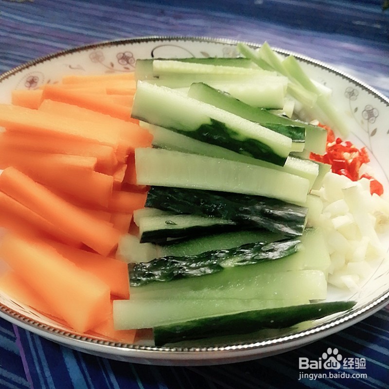 黄瓜炒木耳怎么做好吃