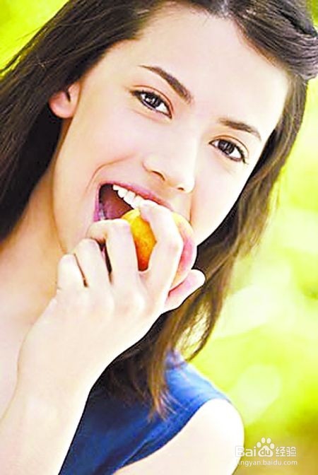 这些常吃的食物会导致口臭，你知道吗？