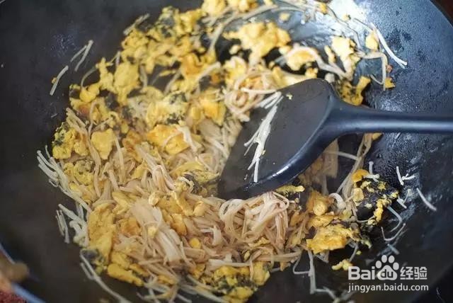 怎样做金针菇炒紫菜蛋（详解）