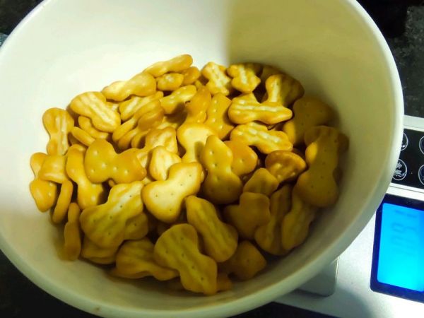 喜庆花生牛轧糖