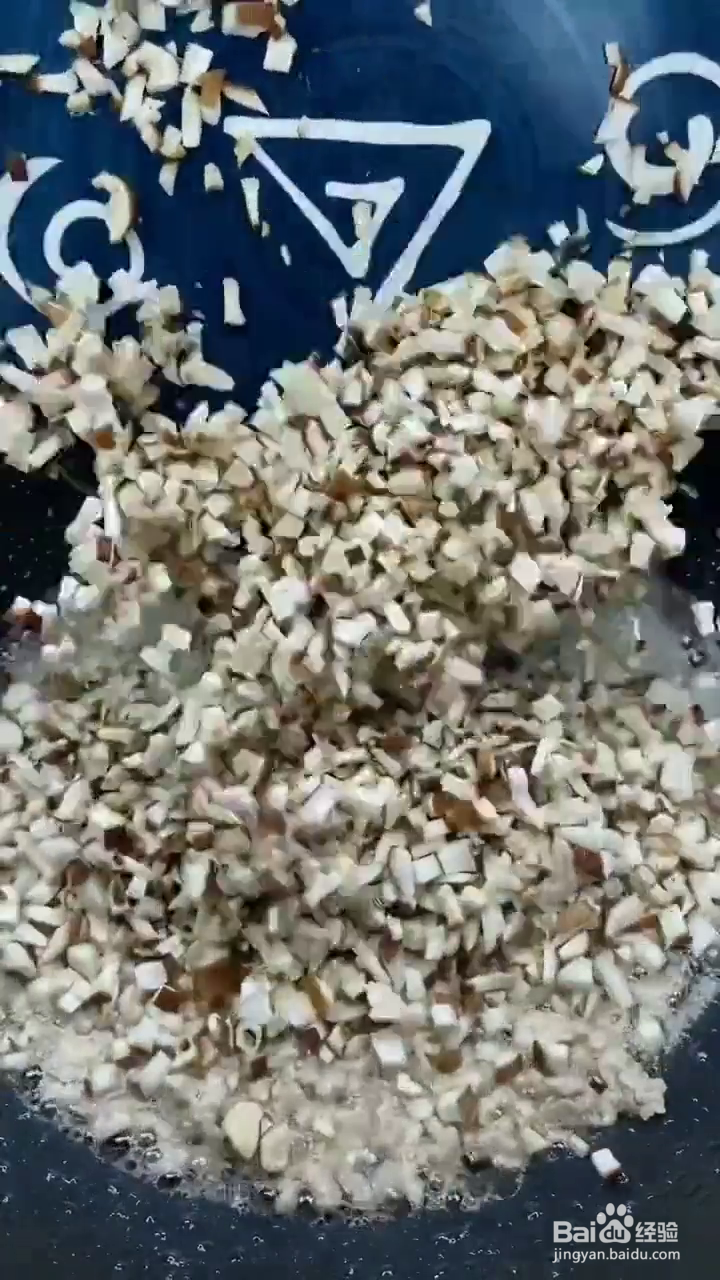 如何制作入味下饭的香菇肉酱？