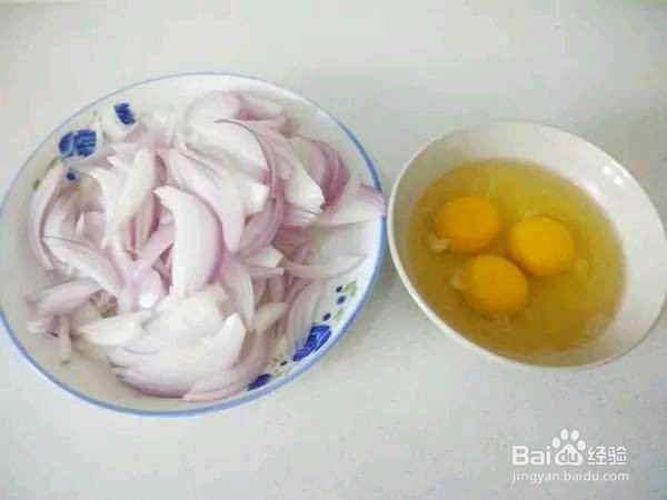 鸡蛋炒洋葱如何做