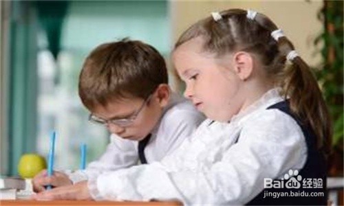 如何培养孩子对功课的专注力（一）