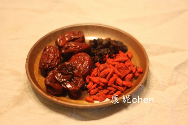 红枣桂圆枸杞茶