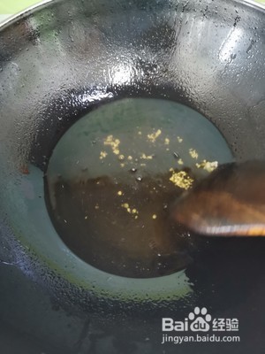 红烧肉炖鹌鹑蛋的做法
