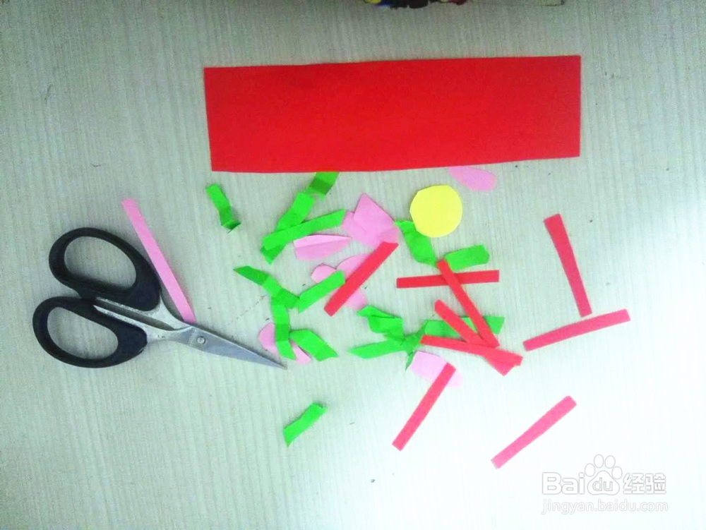 用彩色碎纸拼画儿