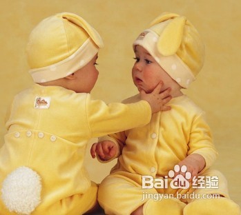 炎炎夏日怎样预防宝宝起痱子