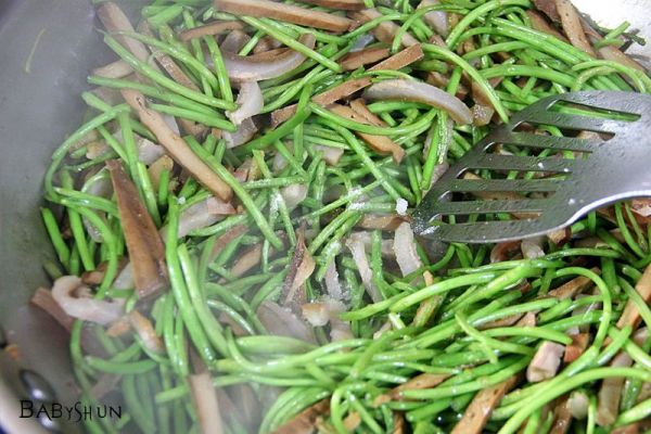 顺小煮-香干芦蒿炒咸肉