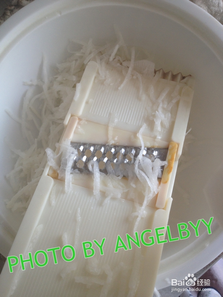 宝宝风热咳嗽食疗方之萝卜冰糖饮