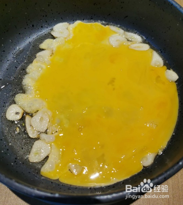 榨菜丝炒鸡蛋