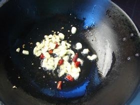 紫菜花炒海鲜丸子的做法