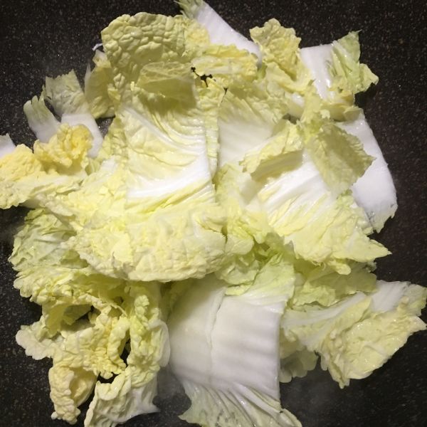 菌菇肉片白菜汤