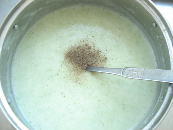 西兰花土豆奶酪浓汤