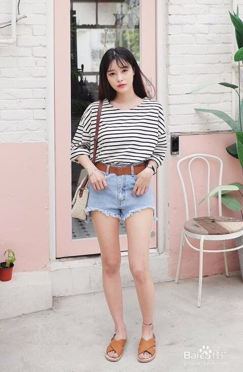 韩版T恤10款新夏季时尚穿搭法则