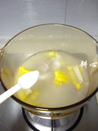 粟米马蹄排骨汤