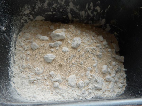 韭菜鸡蛋生煎包