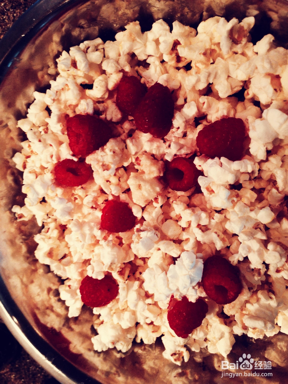 看完就会的白巧克力爆米花