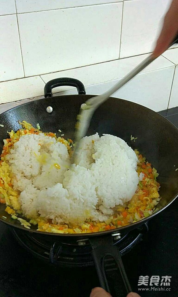 炒饭的家常做法