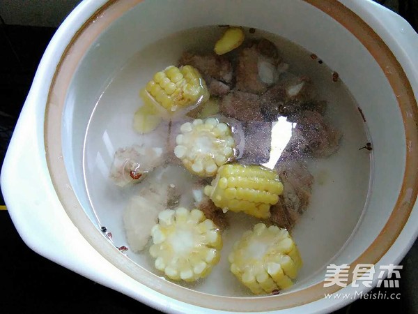 山药排骨玉米汤