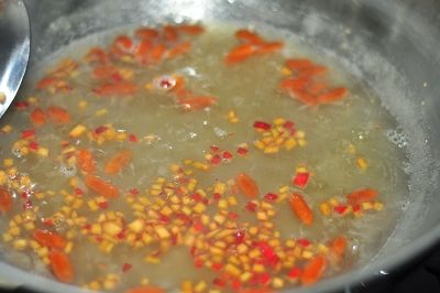 桂圆山楂枸杞冻