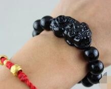 黑耀石貔貅手链怎么戴