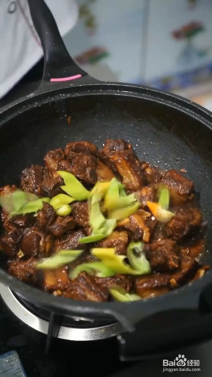 怎么在家做好吃的红烧排骨
