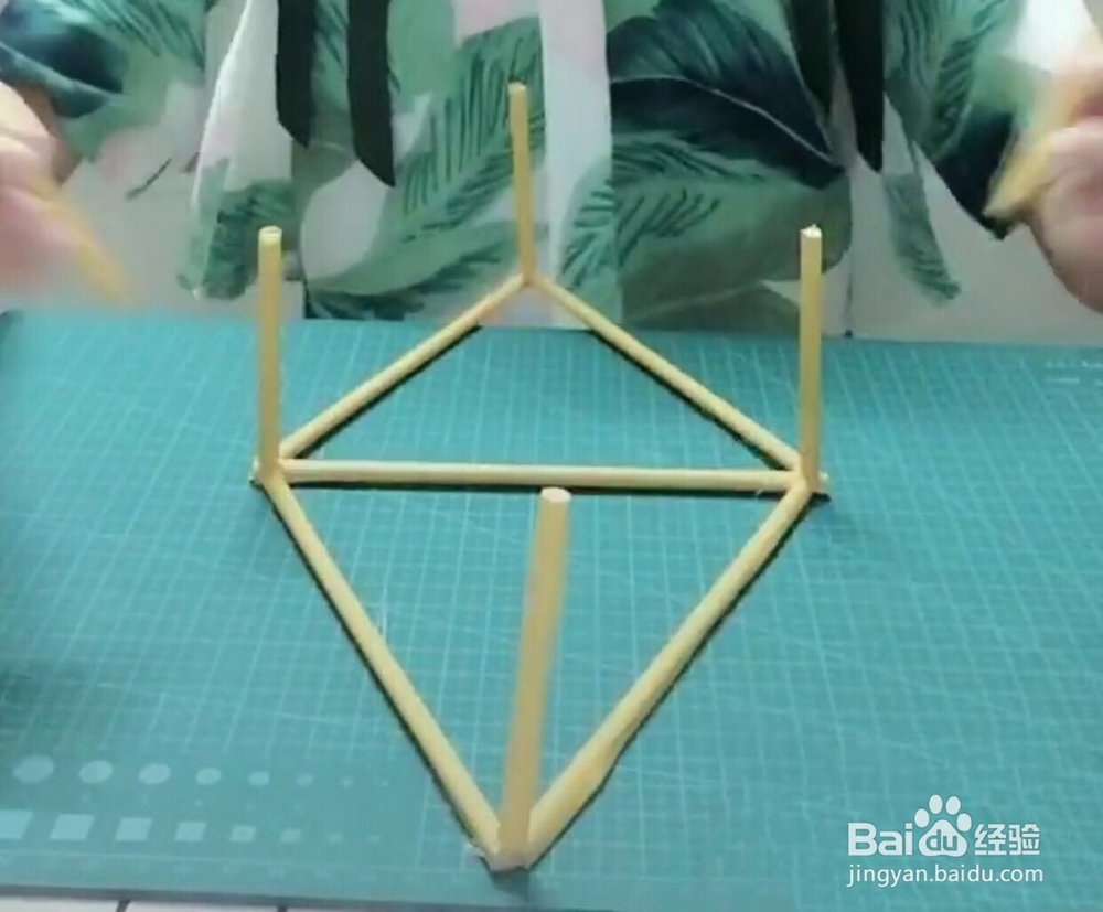 一次性筷子怎么变装饰品，做法一