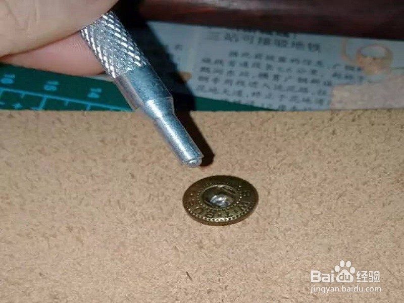 不上边油制作精美包包,粗犷的手包,手包制作