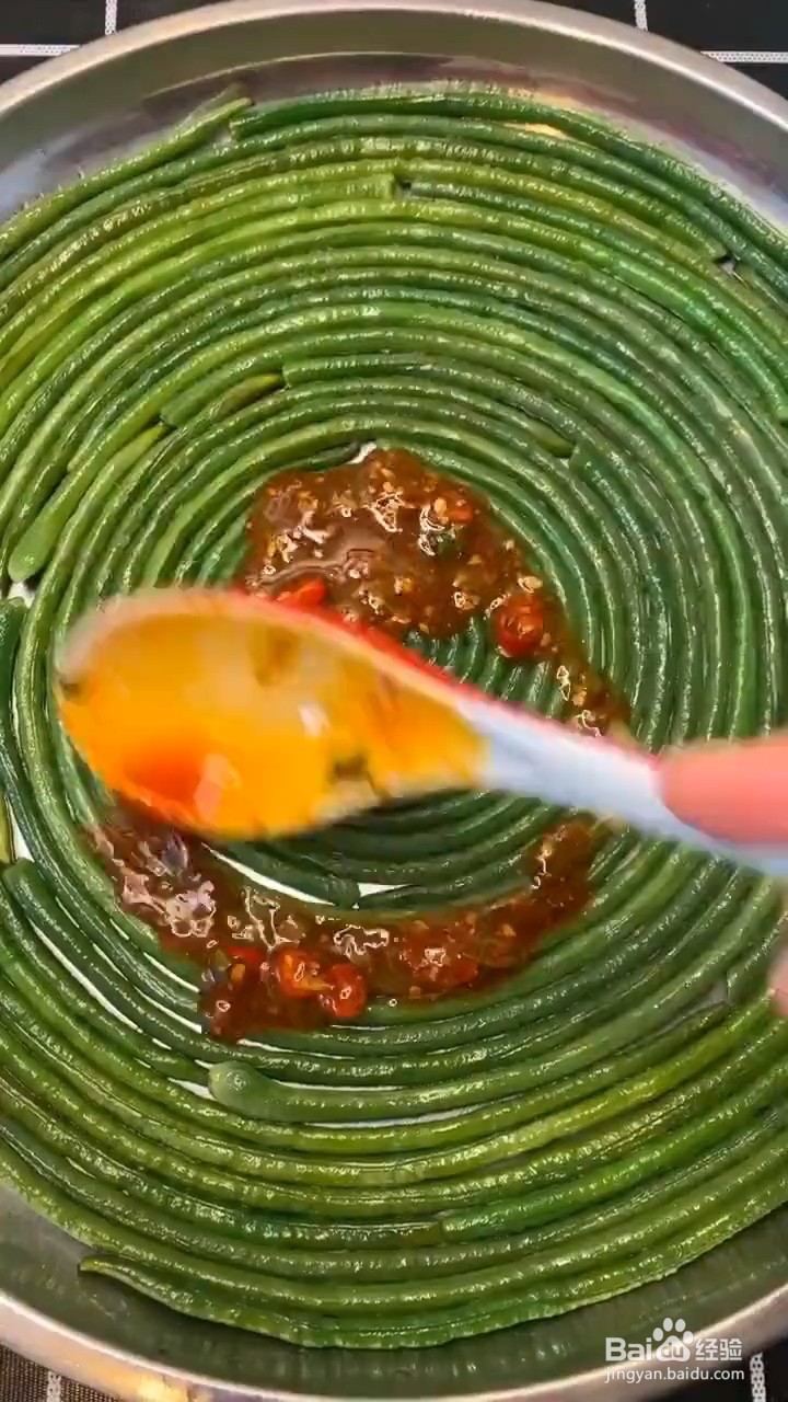 如何利用豆角制作开胃凉菜