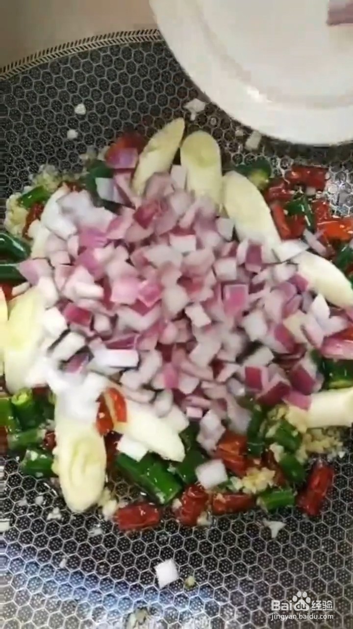 如何制作蒜香花蛤