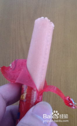 如何快速剥开火腿肠（经典红袋子）