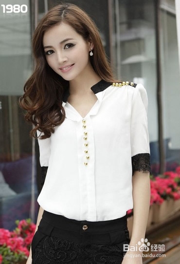 OL最爱白衬衫 职业OL的不二之选