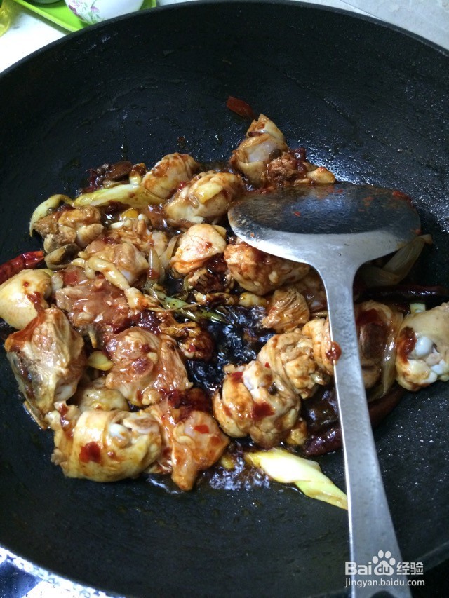 鸡腿肉炒拉条的做法