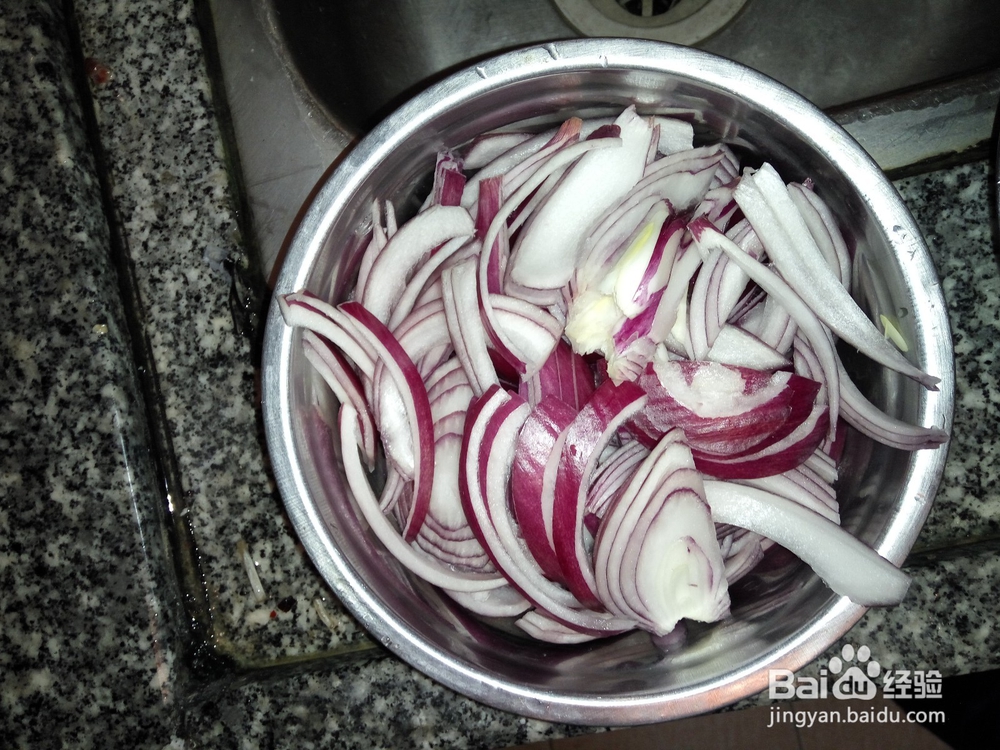 洋葱炒鸡蛋怎样做才好吃？