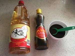 白萝卜炖牛腩怎么做好吃