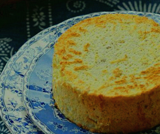 花朵奶油香芒戚风蛋糕