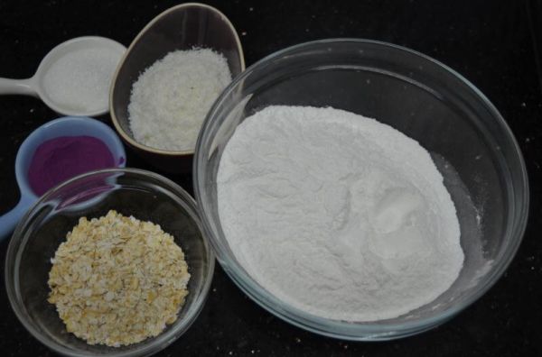 椰蓉燕麦馅紫薯汤圆