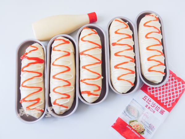 肉松火腿肠软面包