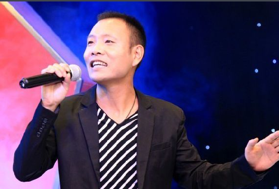 有首歌曲当中有一句爱着你爱着你就这样爱着你这是什么歌曲