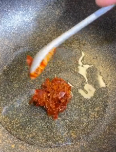 怎样做麻辣花蛤