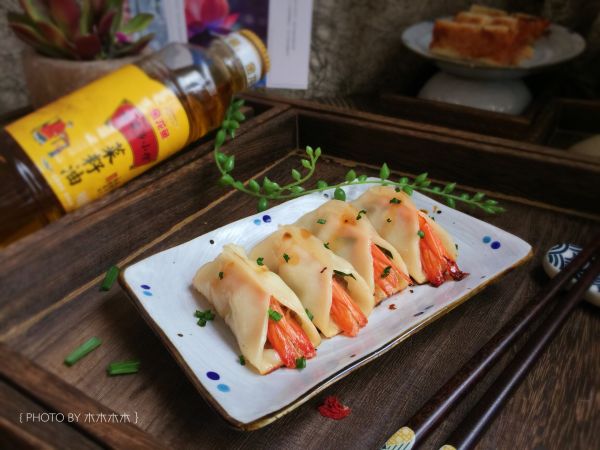 鲜虾韭菜肉锅贴