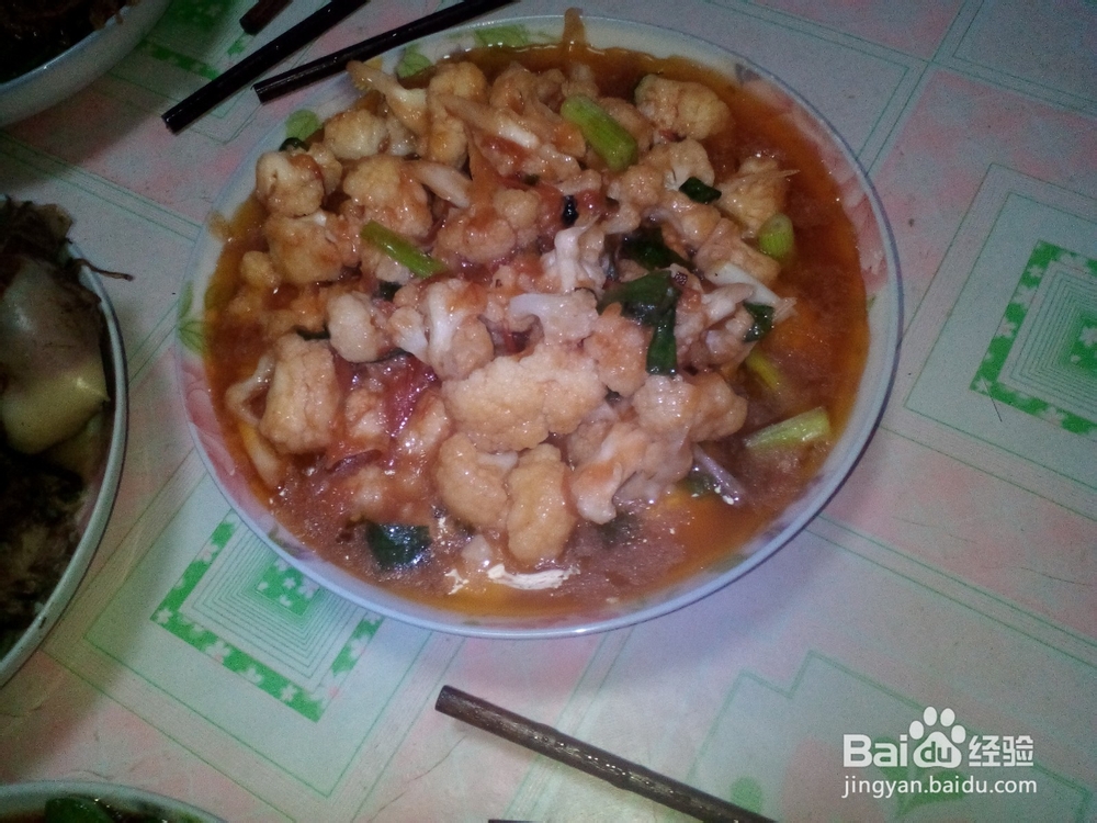 怎样做好吃的西红柿炒菜花