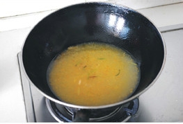 【酸汤金针肥牛】无法抗拒的酸辣诱惑 点赞哦