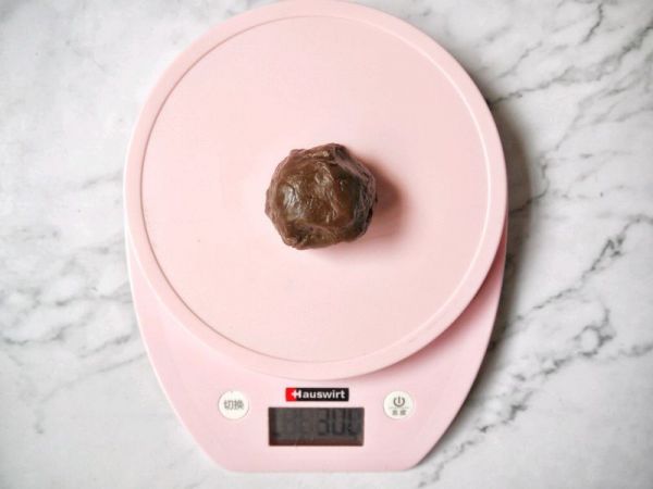 黑巧豆豆麻薯包