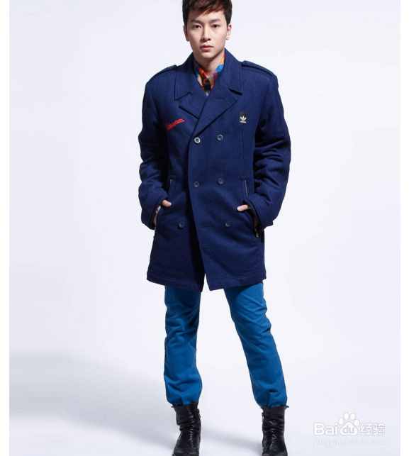 男蓝色外套怎么搭