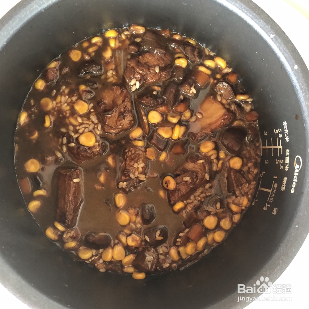 做法简单的排骨焖饭