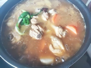 小宝贝爱喝的鸡汤