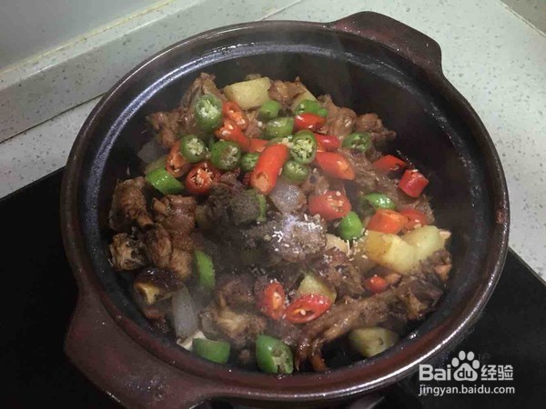 黄焖鸡米饭的做法